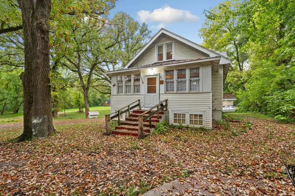1030 Willow ST, Faribault, MN 55021