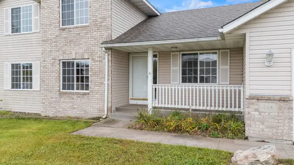 400 Durango DR, Roberts, WI 54023