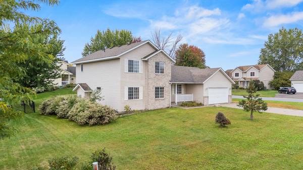 400 Durango DR, Roberts, WI 54023