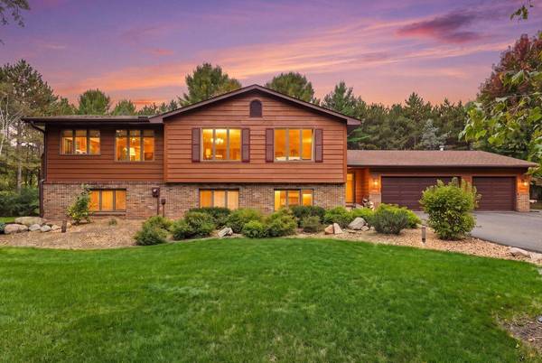 10180 Perkins AVE N, Stillwater, MN 55082
