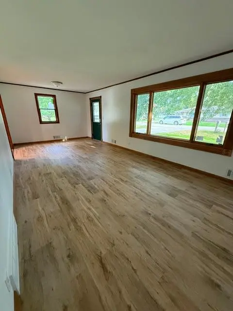 2310 10th ave sw, Austin, MN 55912