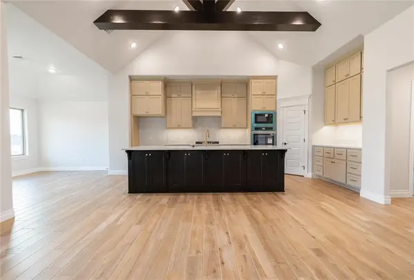 9008 Grey Joy RD, Edmond, OK 73007