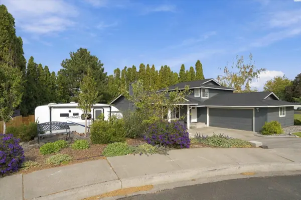 1541 tieton CT, Richland, WA 99352