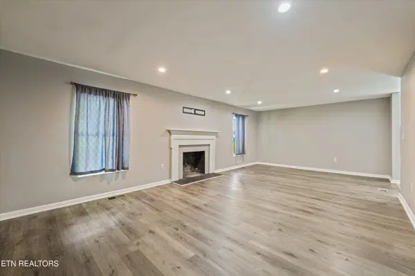 148 Atlantic Ave, Knoxville, TN 37917