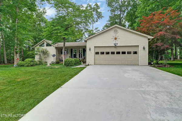 227 Lakeview Drive, Crossville, TN 38558