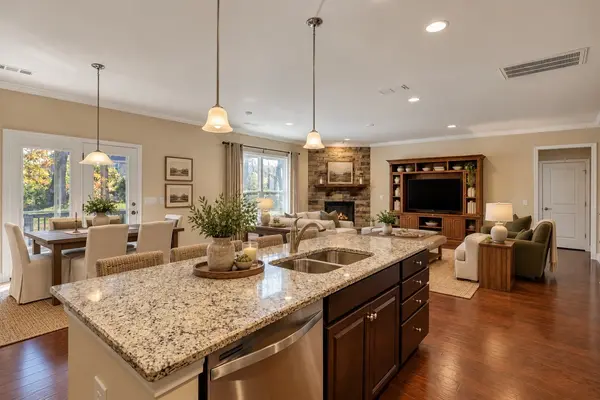 4010 Compass Pointe Ct, Thompsons Station, TN 37179