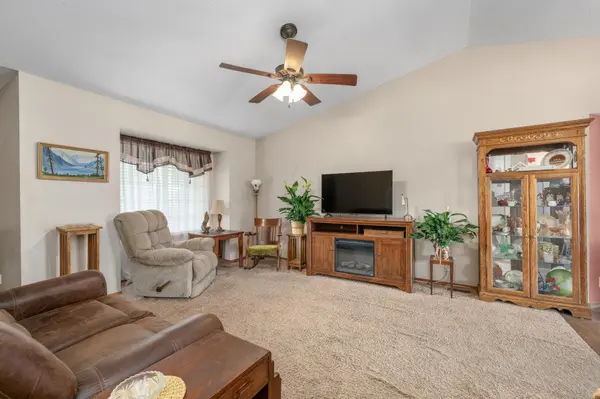 1764 N Myers Cir, Mulvane, KS 67110