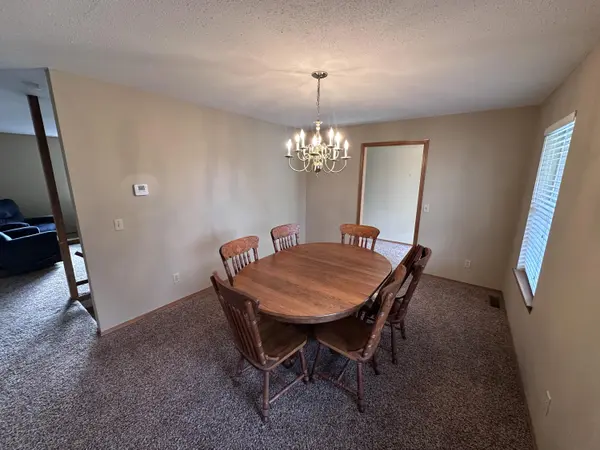 1421 Van Winkle ST, Joplin, MO 64801