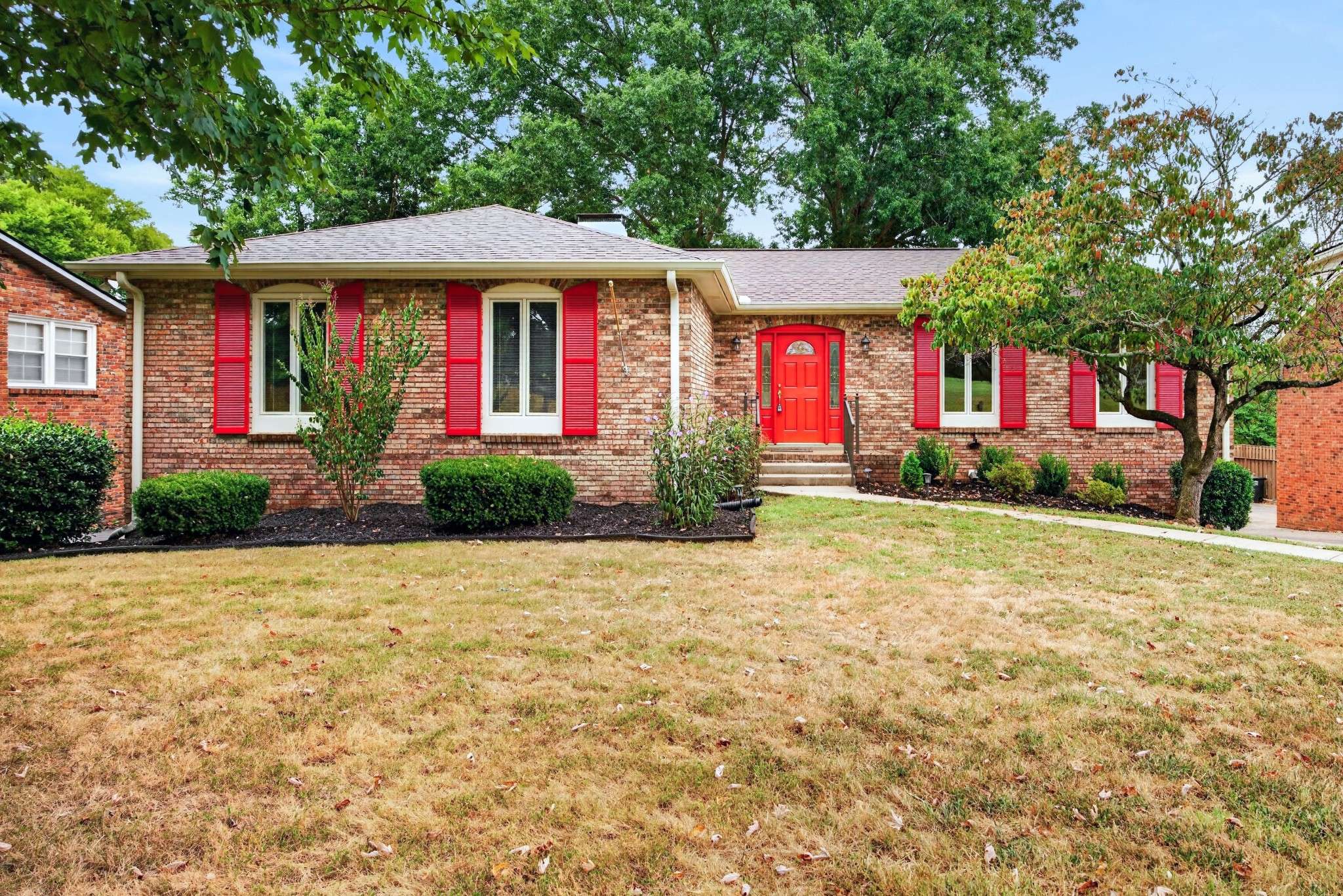 717 Goodpasture Ter, Nashville, TN 37221