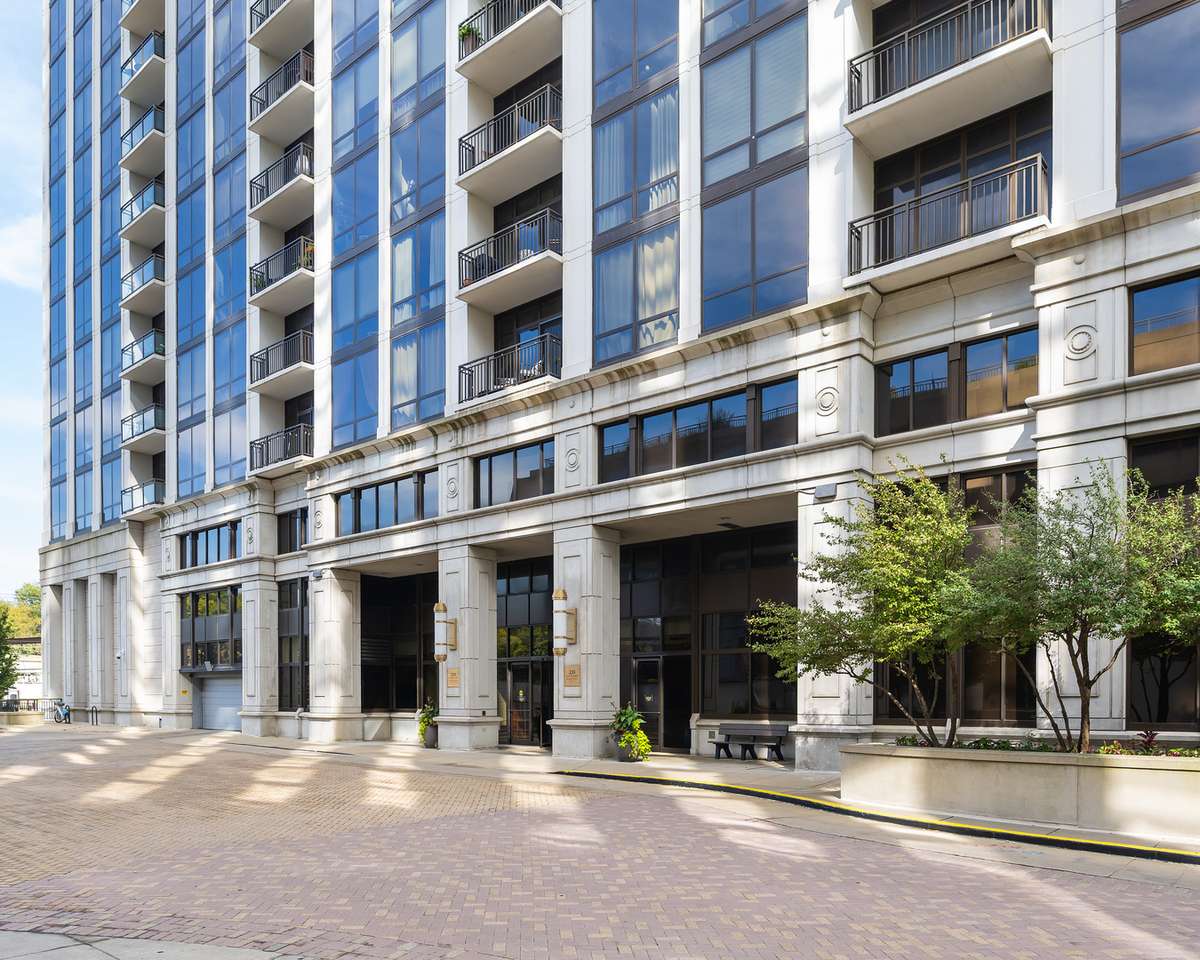 233 E 13th ST #510, Chicago, IL 60605