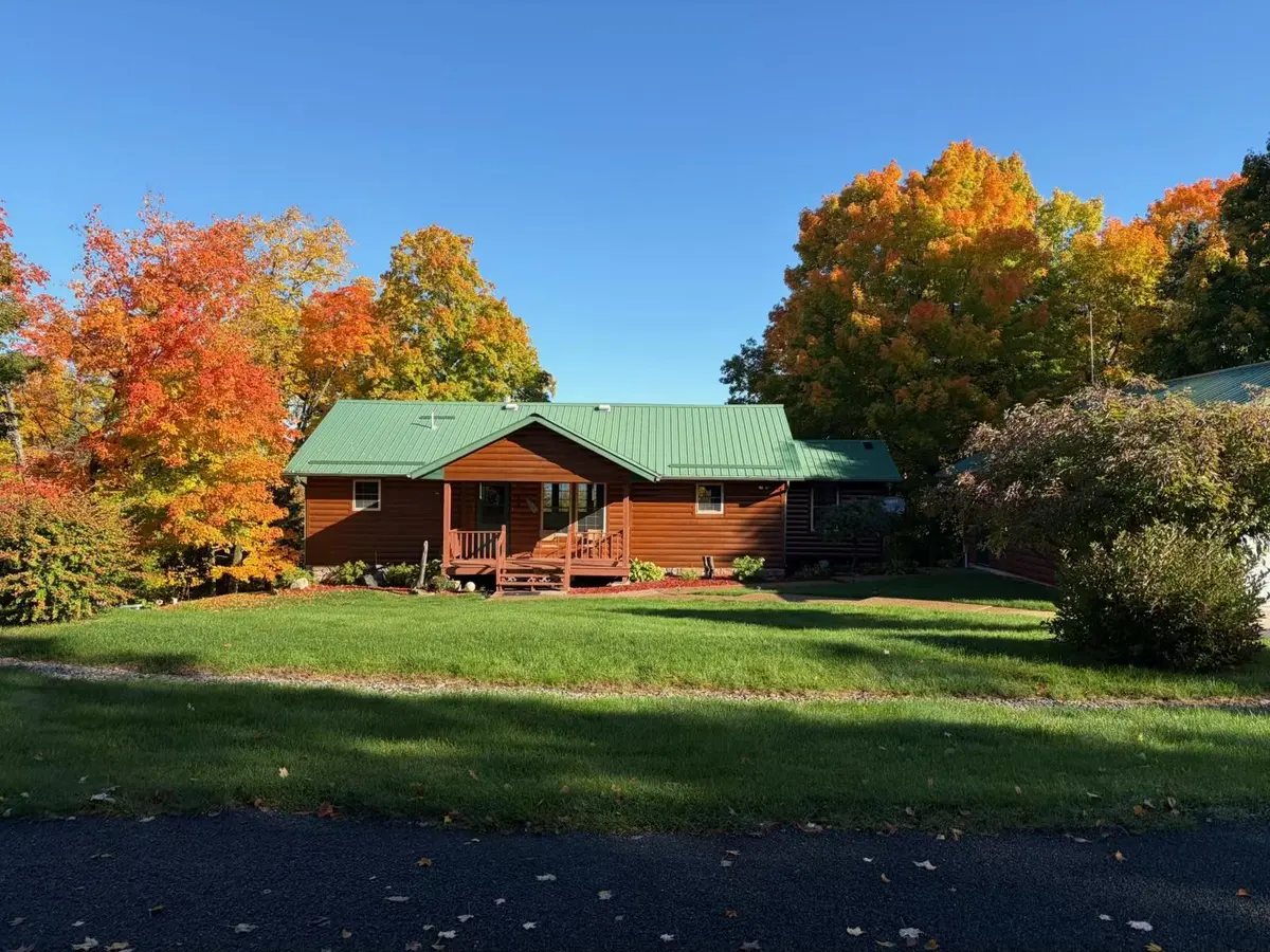 2064 W View DR NW, Walker, MN 56484