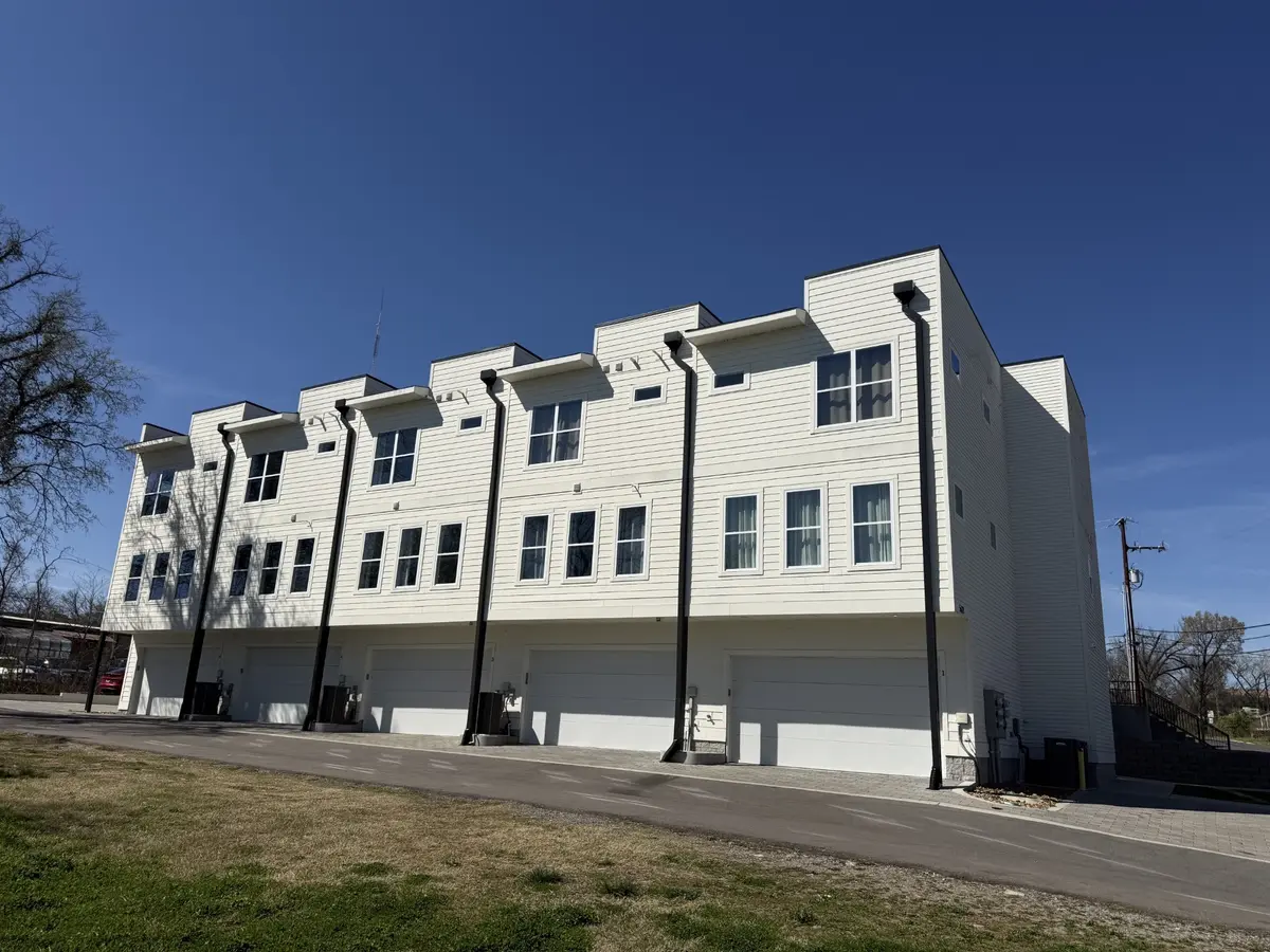 5621 Lenox Ave #3, Nashville, TN 37209