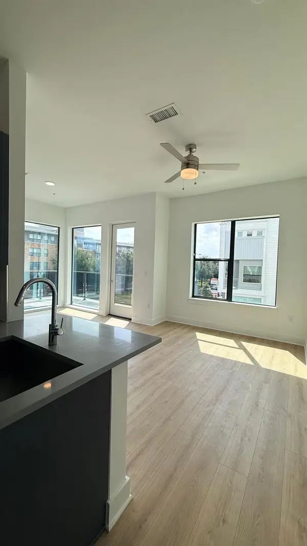 3900 Berkman DR #216, Austin, TX 78723
