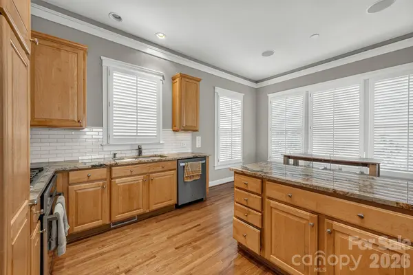 727 E 9th ST, Charlotte, NC 28202
