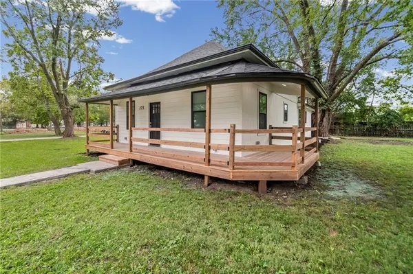175 W 3rd ST, Holt, MO 64048