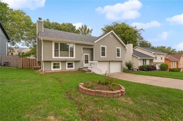 4108 N Troost AVE, Kansas City, MO 64116
