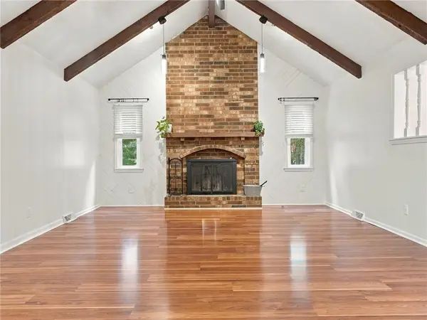 615 Nashua RD, Liberty, MO 64068