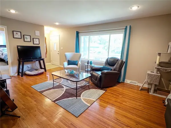 13200 logan LN, Lenexa, KS 66215