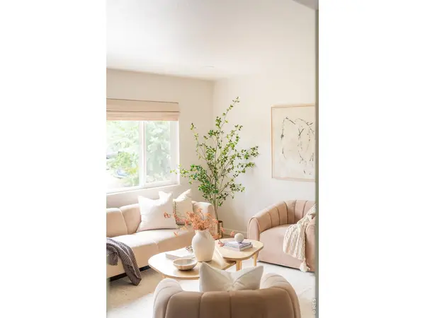 4475 Whitney, Boulder, CO 80305