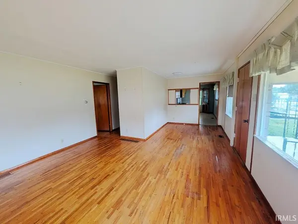 260 W Prairie ST, Lyons, IN 47443