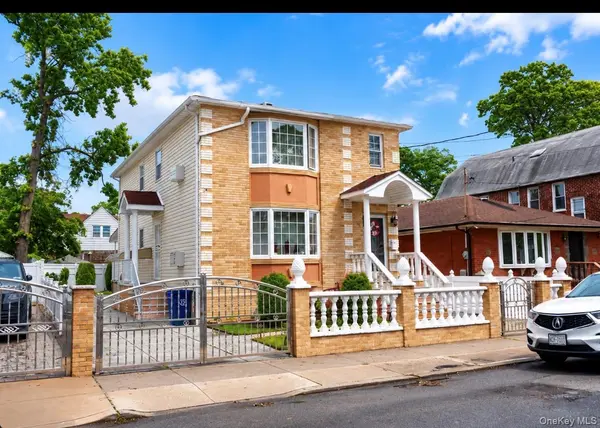 223-15 109th AVE, Queens Village, NY 11429