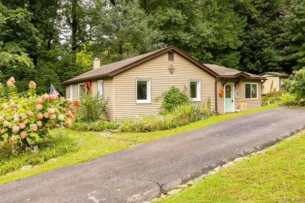32 Fairview RD, Beacon, NY 12508