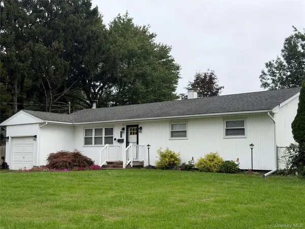 33 Jarvin RD, Port Jefferson Station, NY 11776