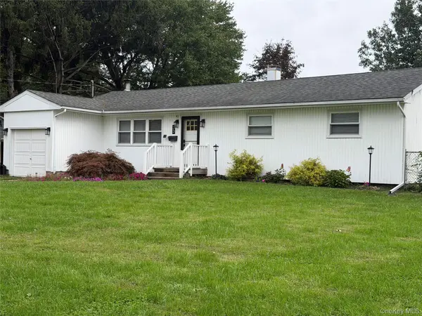 33 Jarvin RD, Port Jefferson Station, NY 11776
