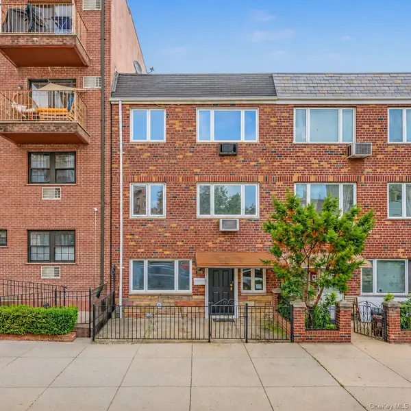 3049 32nd ST, Astoria, NY 11102