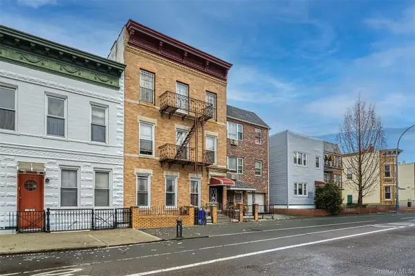 31-72 44th ST, Astoria, NY 11103