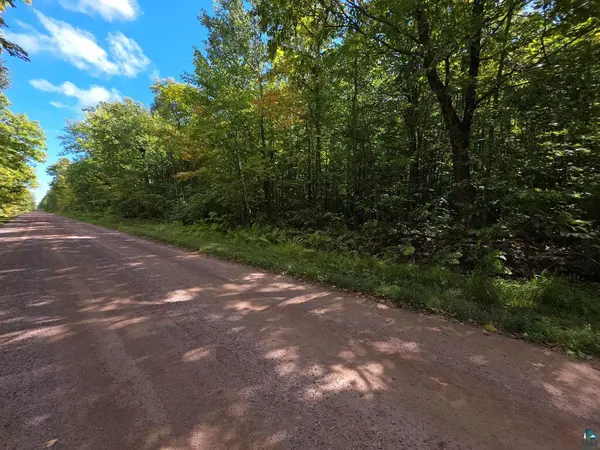 2009 North Shore Rd, La Pointe, WI 54850