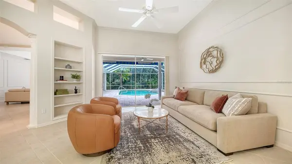 8105 COLLINGWOOD CT, University Park, FL 34201