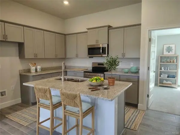 1240 TURNSTONE TER, Inverness, FL 34453