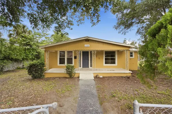 3508 E GENESEE ST, Tampa, FL 33610