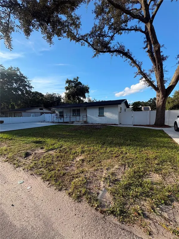 122 E 130TH AVE, Tampa, FL 33612