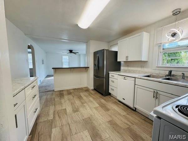 1612 William ST, Cape Girardeau, MO 63703