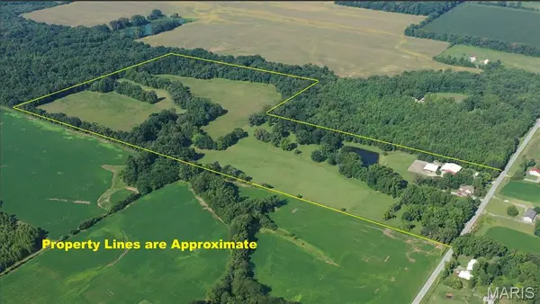 00000 E Carlyle RD, Thompsonville, IL 62890
