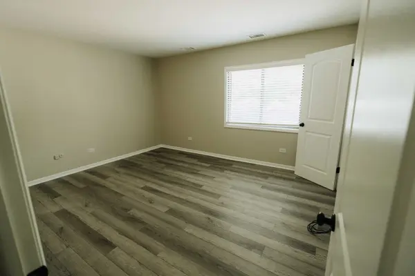 6034 N WOLCOTT AVE #1W, Chicago, IL 60660