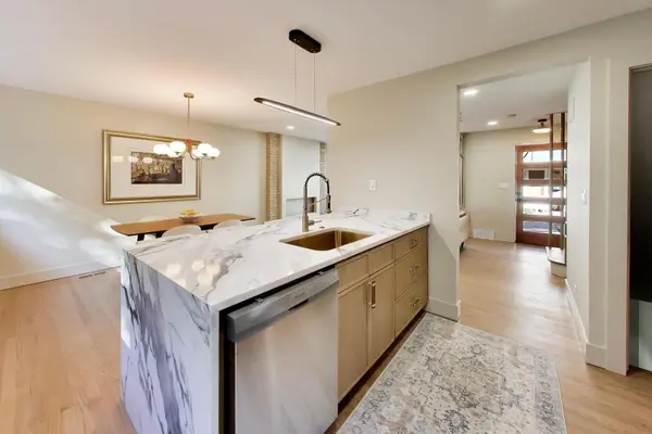 406 South BLVD #C, Evanston, IL 60202