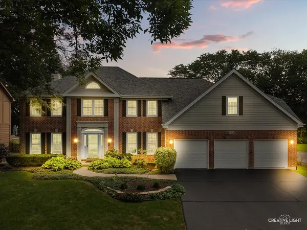 712 Burgess Hill RD, Naperville, IL 60565