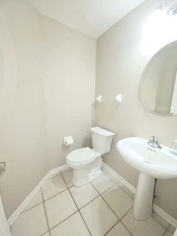 2907 Talaga DR, Algonquin, IL 60102