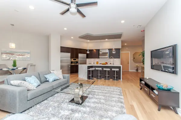 650 N Morgan ST #202, Chicago, IL 60642