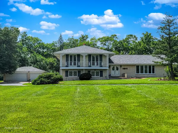 13900 S 108th ST, Orland Park, IL 60467