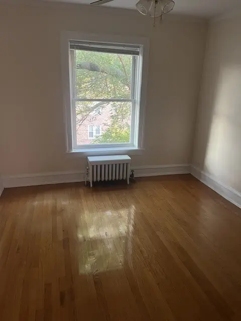 720 Hinman AVE #2W, Evanston, IL 60202