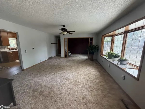 206 S 14th ST, Denison, IA 51442