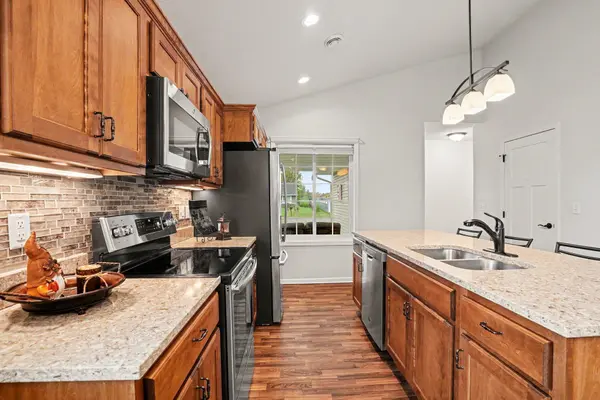 1240 Quail RUN, New Richmond, WI 54017