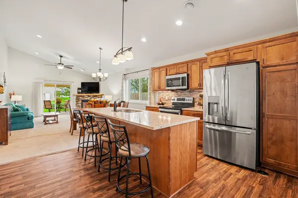 1240 Quail RUN, New Richmond, WI 54017