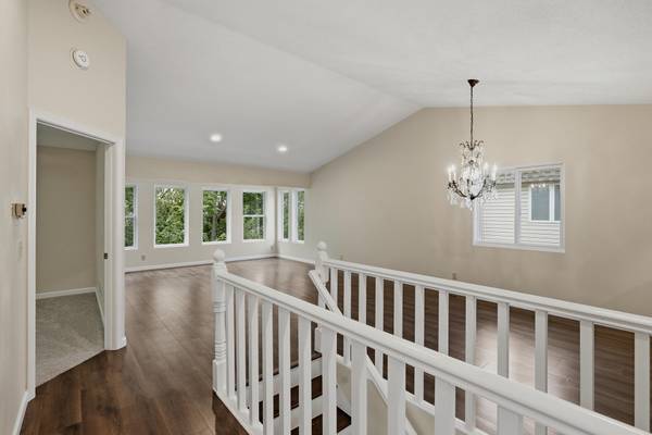 5523 Auto Club RD, Bloomington, MN 55437