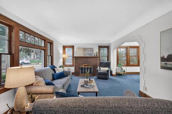3956 Quail AVE N, Robbinsdale, MN 55422