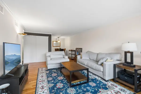 2800 W 44th ST #201, Minneapolis, MN 55410